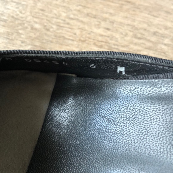 Stuart Weitzman pointy toe shoe - Picture 5 of 5